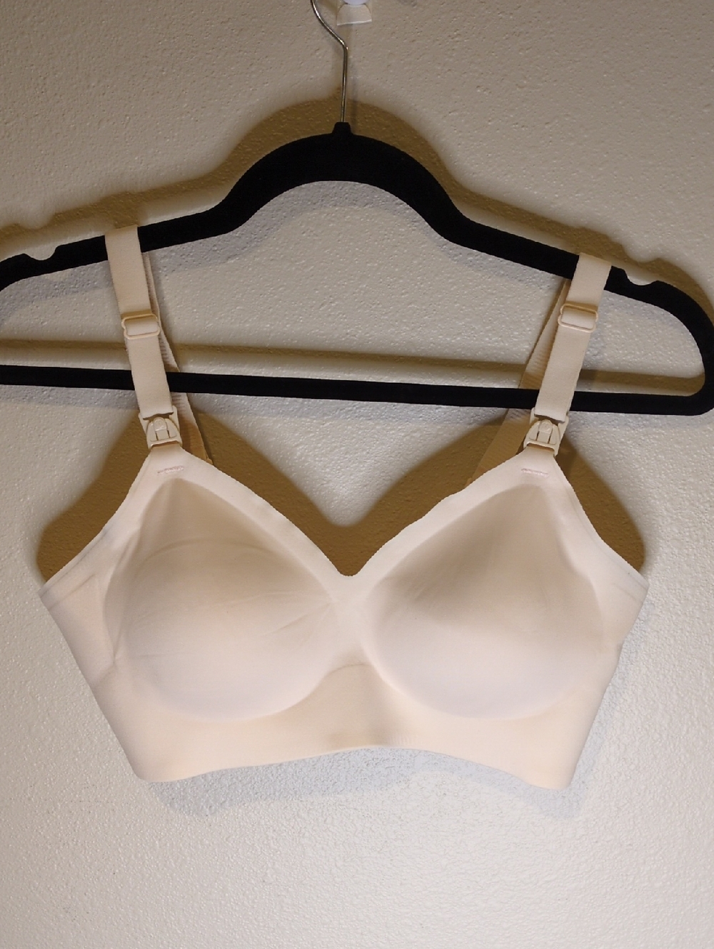 Wireless Maternity/Nursing Bra in Light Nude - Soft Support Momcozy Medium